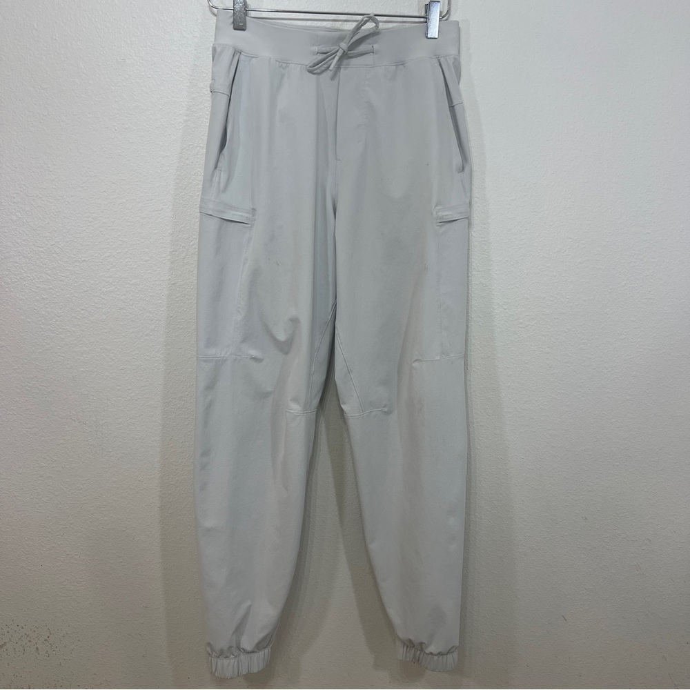 Lululemon Zeroed In Classic-Fit Cargo Jogger light grey